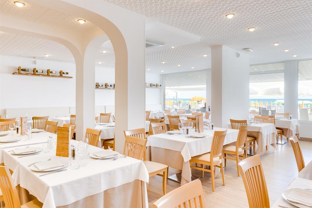 Hotel Bellariva Lido di Jesolo Esterno foto