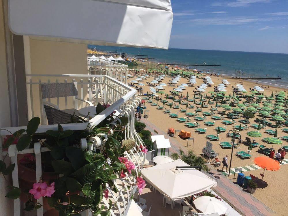 Hotel Bellariva Lido di Jesolo Esterno foto